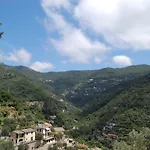 Nel Con Vista Mare, Villa