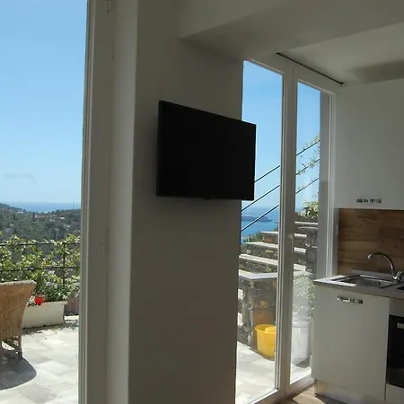 Villa Nel Con Vista Mare, Rapallo