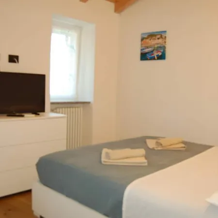 Villa Nel Con Vista Mare, *