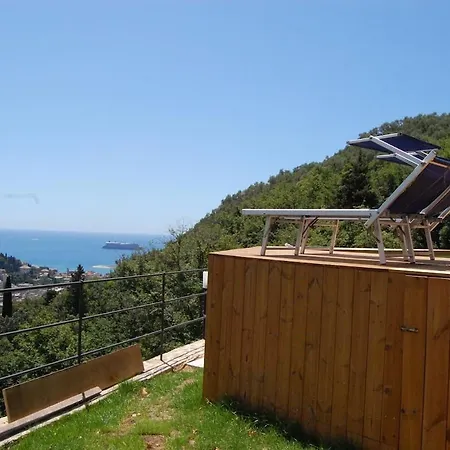 Villa Nel Con Vista Mare, *