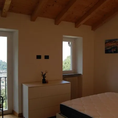 Nel Con Vista Mare, * Рапалло